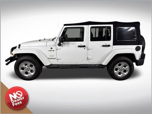 Used 2014 Jeep Wrangler Unlimited Sahara image 7
