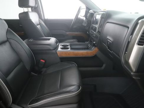 Used 2017 Chevrolet Silverado 1500 High Country image 31