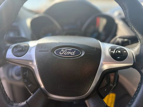 Used 2013 Ford Escape SEL image 18