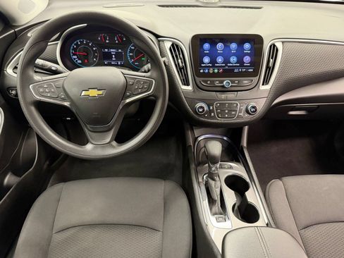 Used 2024 Chevrolet Malibu LT FWD image 30