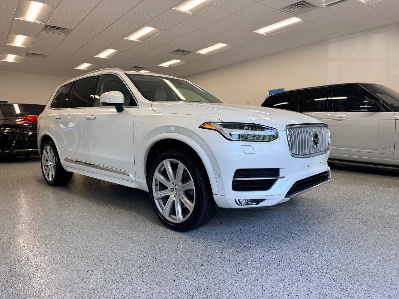 Used 2017 Volvo XC90 T6 Inscription w/ Vision Package AWD/4WD image 11