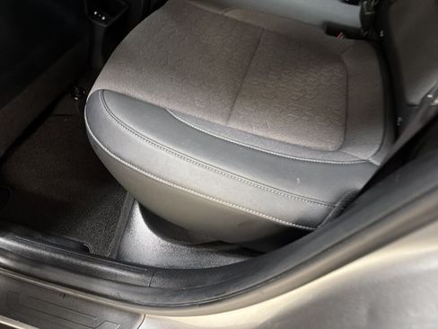 Used 2024 Kia Seltos S FWD image 22