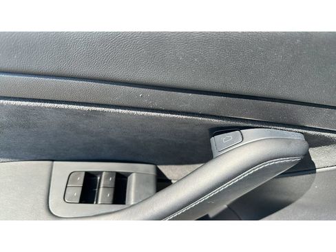 Used 2021 Tesla Model 3 Standard Range Plus RWD image 11