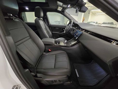 Used 2026 Land Rover Range Rover Evoque S AWD/4WD image 11