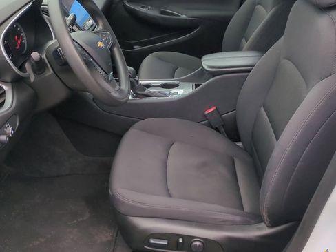 Used 2023 Chevrolet Malibu LT image 14