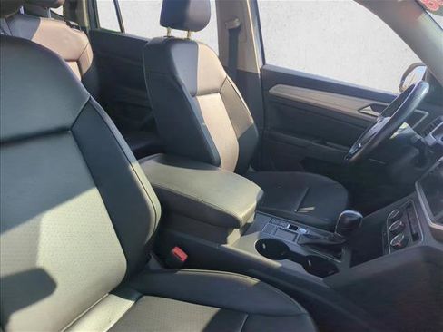 Used 2018 Volkswagen Atlas SE image 23
