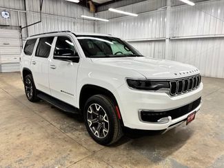 Used 2023 Jeep Wagoneer Series III w/ Preferred Equipment Group RWD video 1