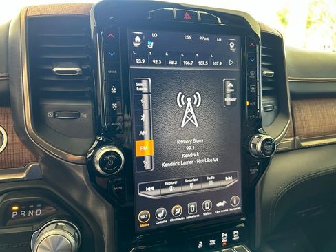 Used 2020 RAM 1500 Limited RWD image 10