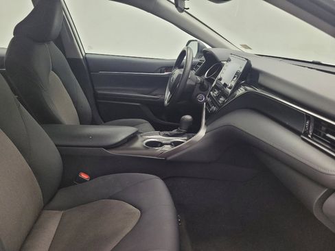 Used 2021 Toyota Camry LE image 21