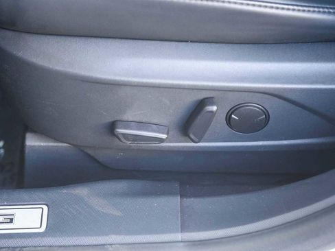 Used 2022 Ford Mustang Mach-E Premium image 17