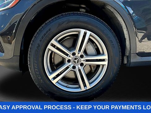 Used 2021 Mercedes-Benz GLC 300 w/ Premium Package image 42