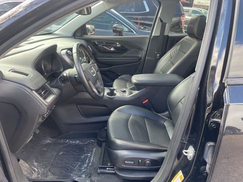 Used 2023 GMC Terrain AT4 w/ Tech Package image 5