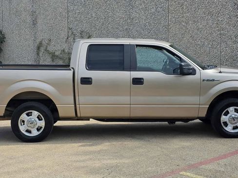 Used 2013 Ford F150 XLT image 2
