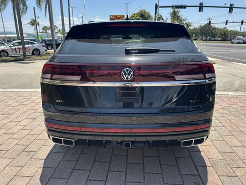 New 2026 Volkswagen Atlas Cross Sport SEL Premium R-Line AWD/4WD image 8