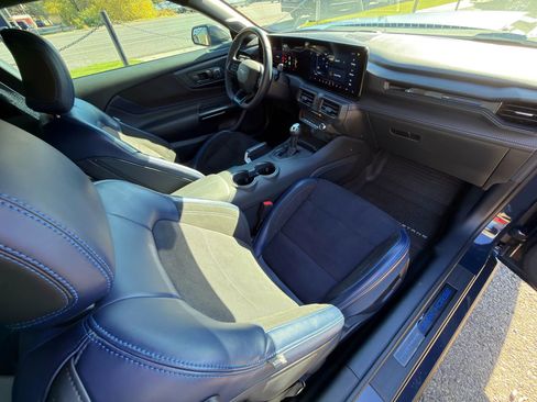 Used 2024 Ford Mustang Dark Horse image 10