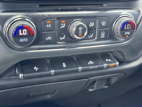 Used 2018 Chevrolet Silverado 1500 LT w/ All Star Edition AWD/4WD image 28