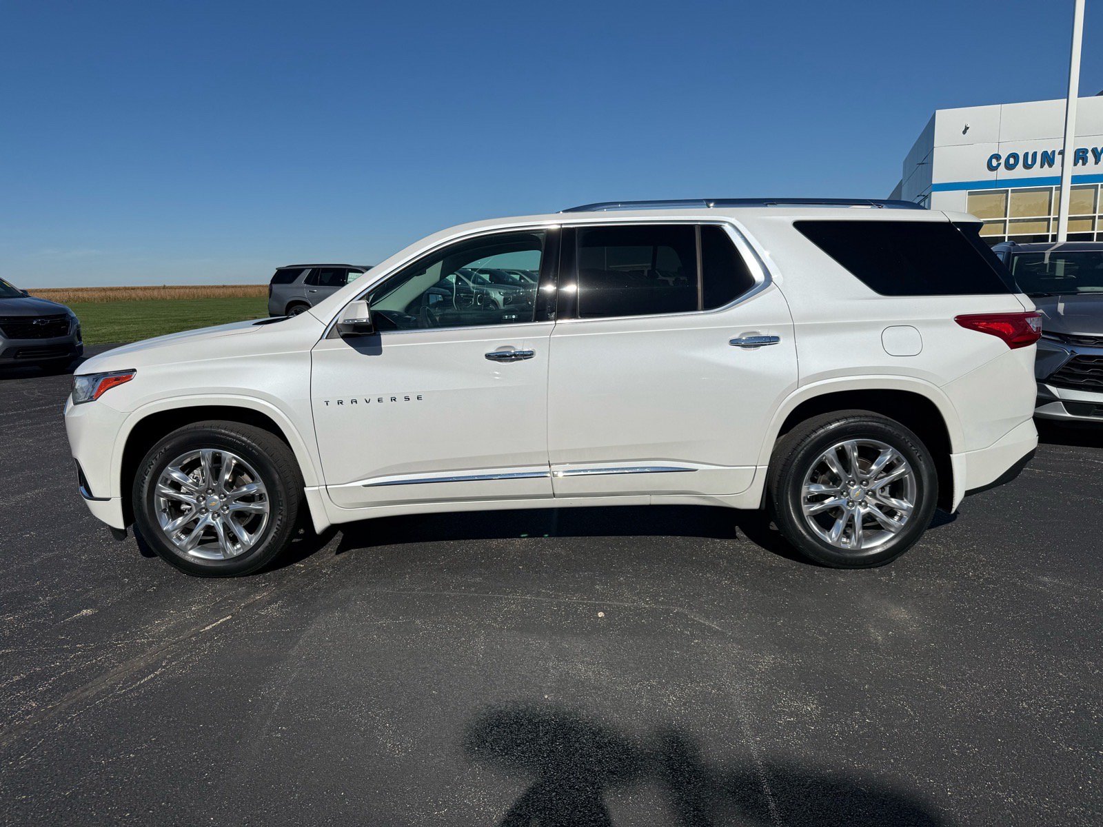 Used 2021 Chevrolet Traverse High Country w/ LPO, Floor Liner Package AWD/4WD image 2