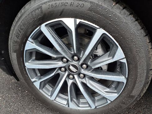 Certified 2024 Cadillac Lyriq Sport w/ LPO, Floor Liner Package image 10