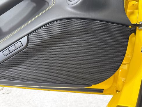 Certified 2021 Ferrari F8 Tributo image 17