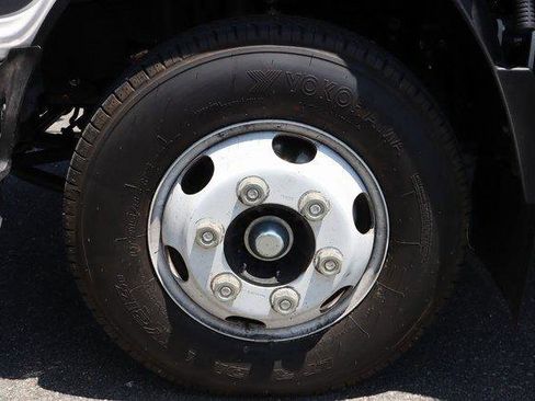 Used 2024 Chevrolet Low Cab Forward image 22