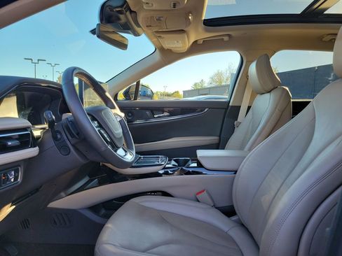 Certified 2022 Lincoln Nautilus Reserve w/ Equipment Group 201A image 17