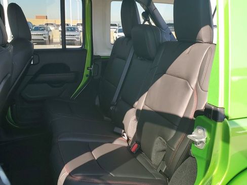 New 2026 Jeep Wrangler Unlimited Rubicon image 15