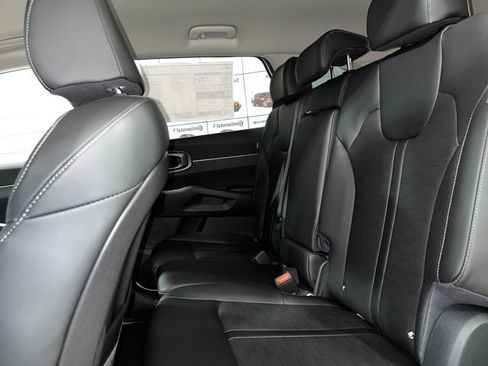 New 2026 Kia Sorento EX image 12