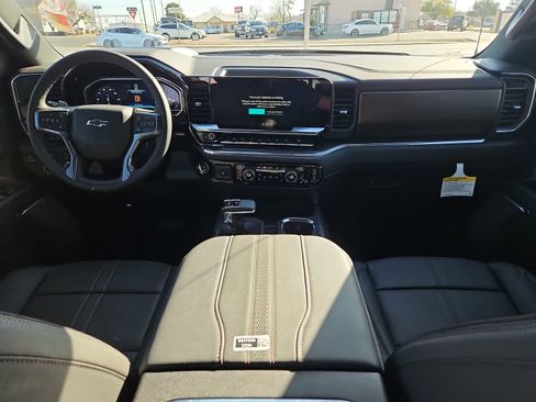 Used 2024 Chevrolet Silverado 1500 High Country w/ Midnight Edition AWD/4WD image 18