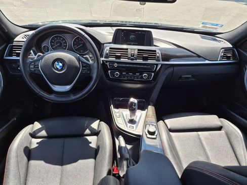 Used 2018 BMW 330e RWD image 15