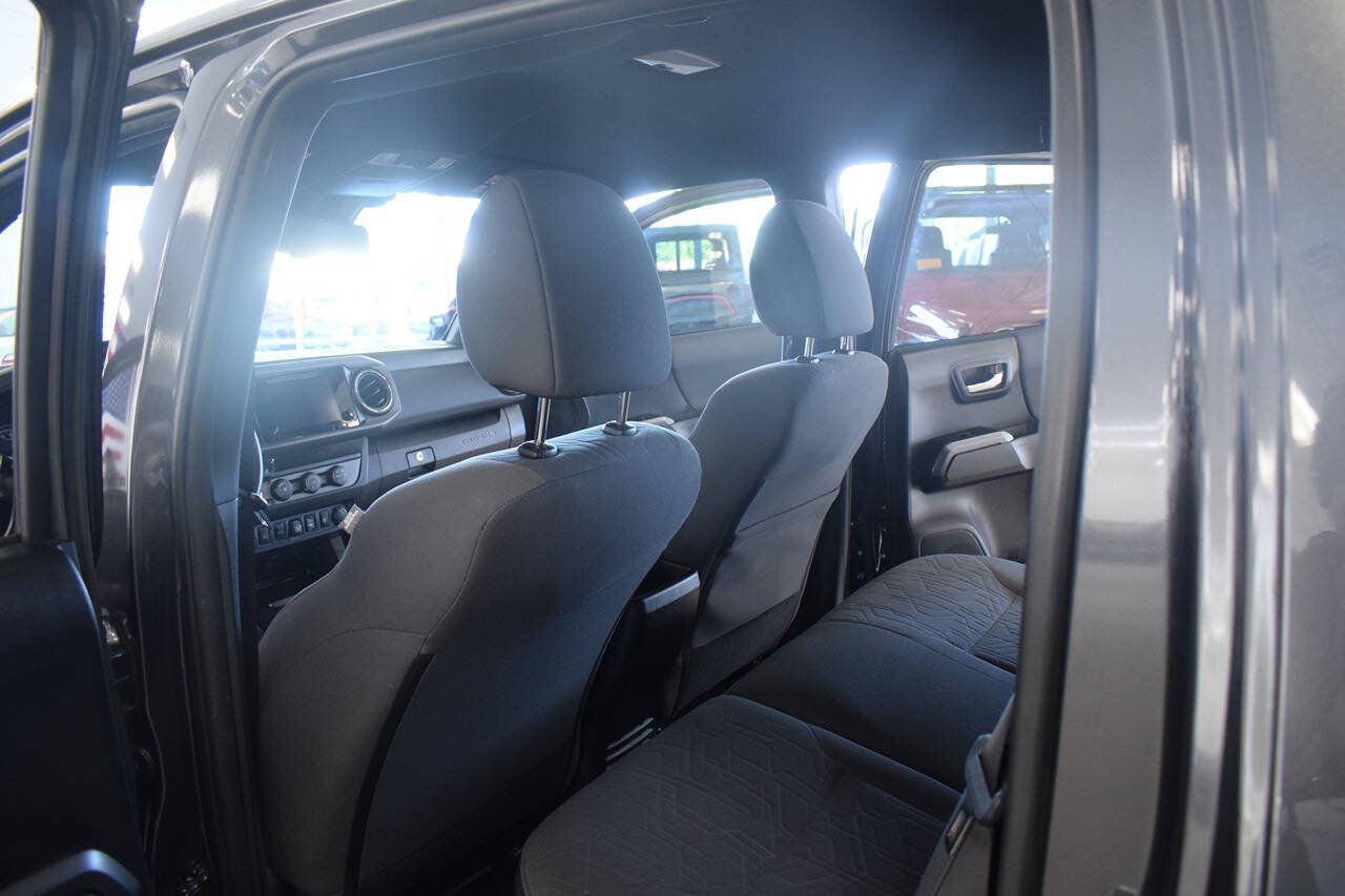 Used 2019 Toyota Tacoma TRD Sport w/ Technology Package AWD/4WD image 49