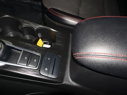 Used 2024 Ford Escape ST-Line image 33