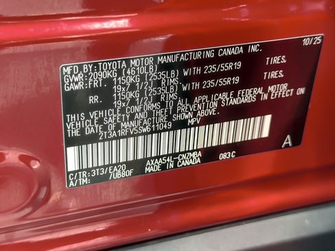 Certified 2025 Toyota RAV4 XLE Premium AWD/4WD image 27