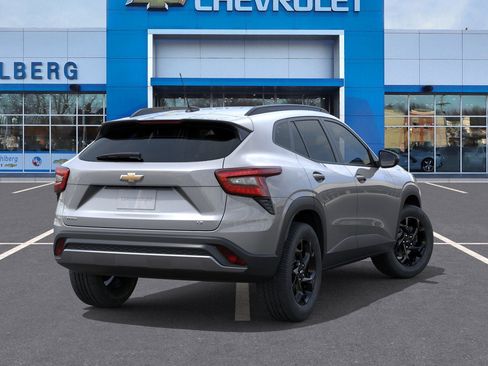 New 2026 Chevrolet Trax LT w/ Driver Confidence Package image 28