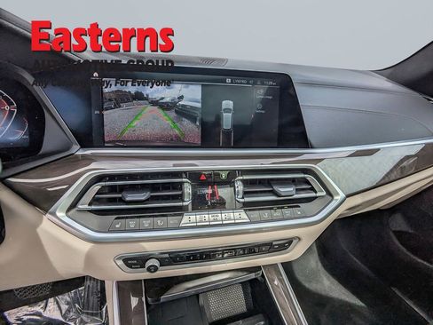 Used 2022 BMW X5 xDrive40i AWD/4WD image 12