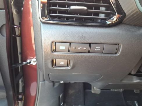 Used 2024 Nissan Sentra SV w/ All-Weather Package FWD image 22