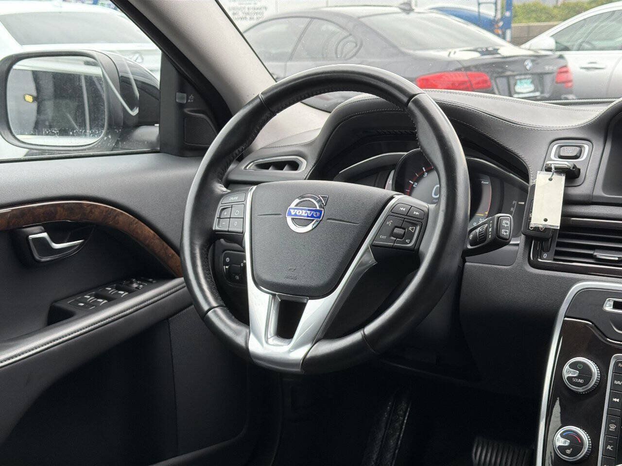 Used 2016 Volvo XC70 T5 Premier w/ Proximity Package AWD/4WD image 26