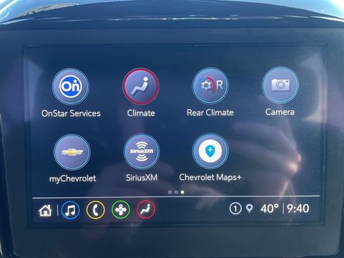 Used 2023 Chevrolet Traverse LT image 19