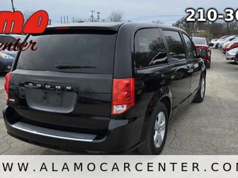 Used 2013 Dodge Grand Caravan SE image 5