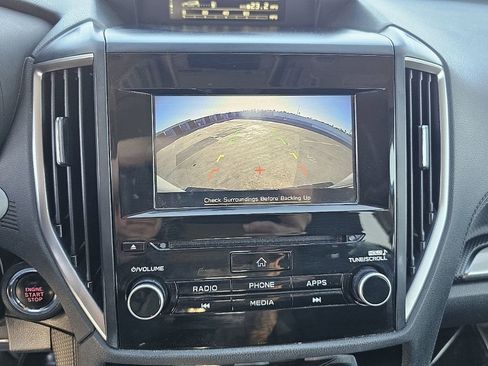 Used 2019 Subaru Forester Premium AWD/4WD image 38