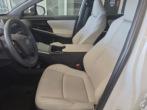 Used 2024 Toyota bZ4X FWD image 13