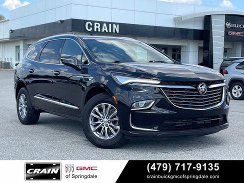 Used 2024 Buick Enclave Essence FWD image 1