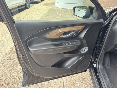 Certified 2019 GMC Terrain SLE w/ Driver Convenience Package FWD image 21
