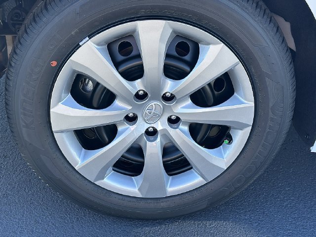 New 2027 Toyota Corolla LE FWD image 12