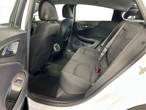 Used 2024 Chevrolet Malibu LT FWD image 16