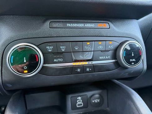 Used 2025 Ford Escape Active AWD/4WD image 26