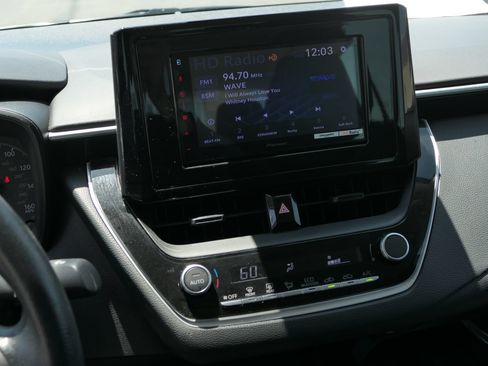 Used 2023 Toyota Corolla LE FWD image 19