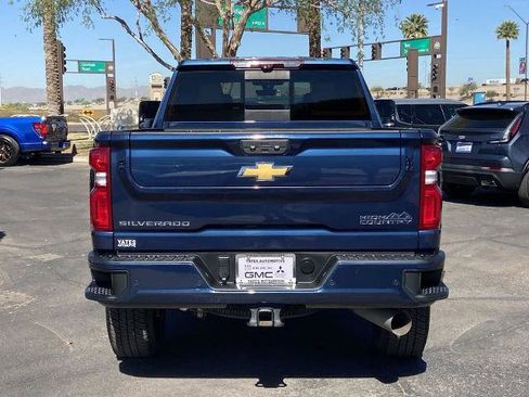 Used 2022 Chevrolet Silverado 2500 High Country w/ Z71 Off-Road Package image 5