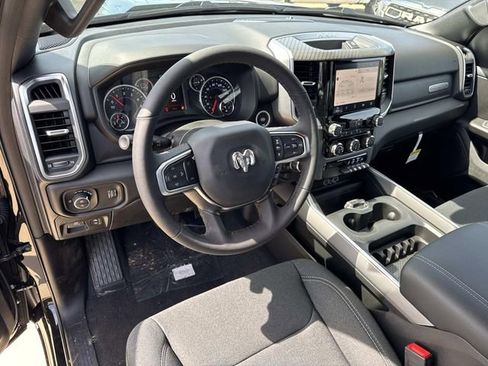 New 2026 RAM 1500 4x4 Crew Cab image 20