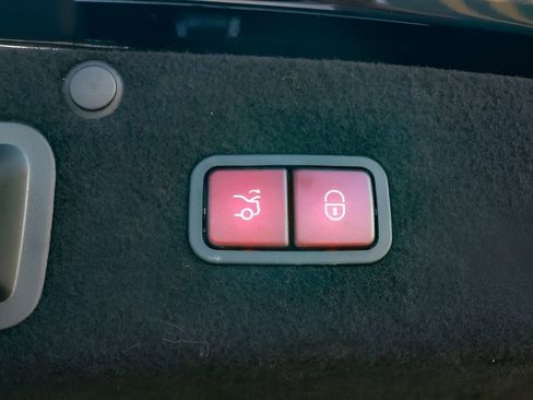 Used 2017 Mercedes-Benz S 63 AMG 4MATIC Sedan w/ Warmth & Comfort Package image 48