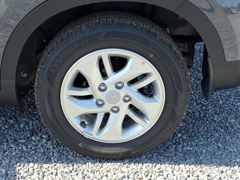 New 2026 Hyundai Venue SE image 9